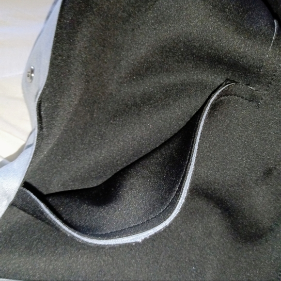 Gray Suede Jacket.   L - Picture 3 of 5